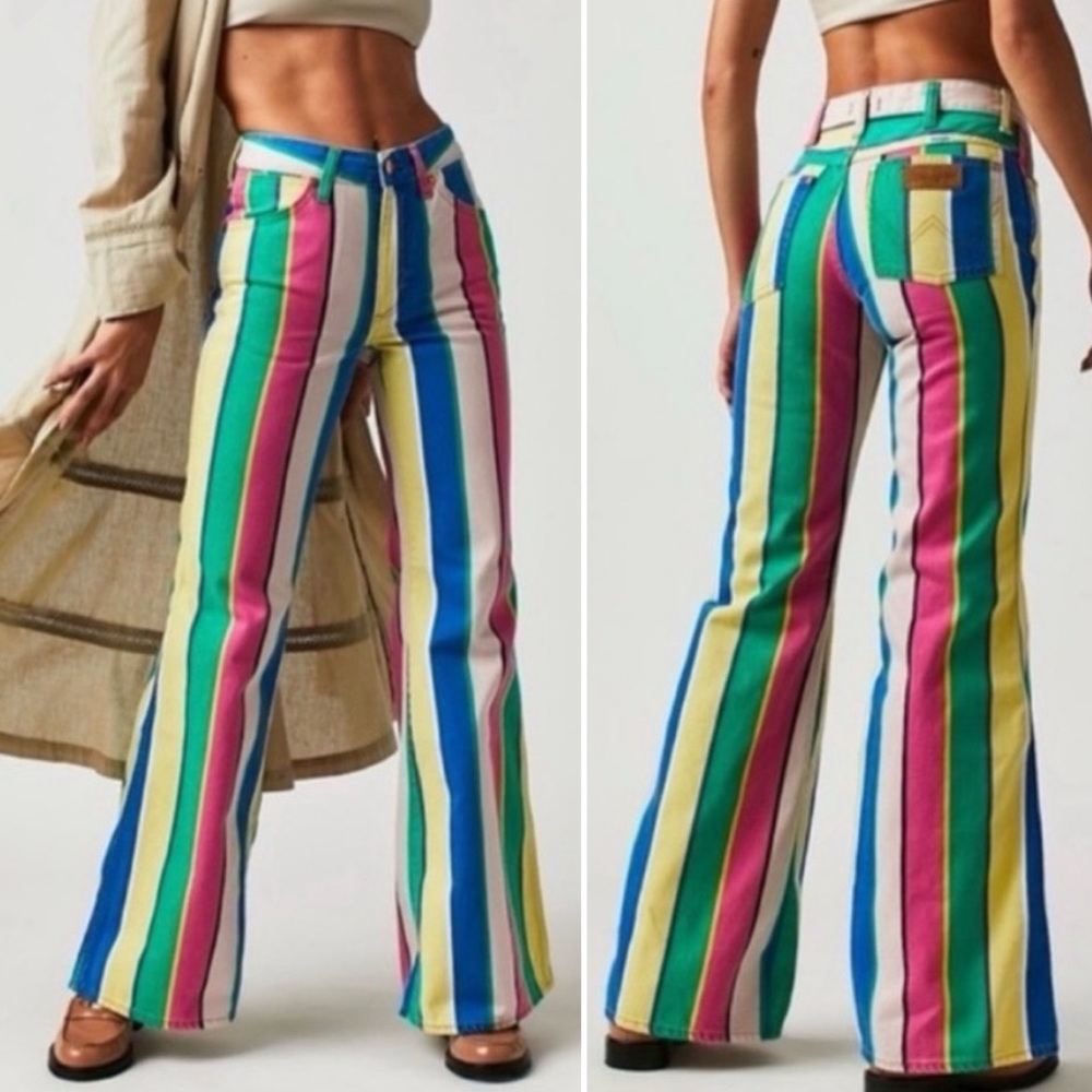 Wrangler x Free People Rainbow Stripe Wanderer 622 High Rise Flare Jeans 30/30